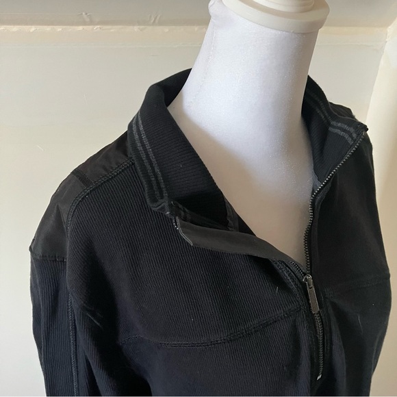 Men’s Calvin Klein Black Quarter Zip Sweater size Large - Picture 3 of 6